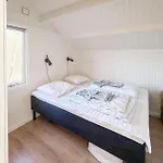 بيت للعطل Stunning In Aakirkeby With Wifi Åkirkeby
